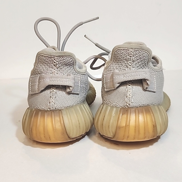 Yeezy Boost 350 V2 Sesame Gray Size US 5.5 - F997710 - Picture 4 of 9